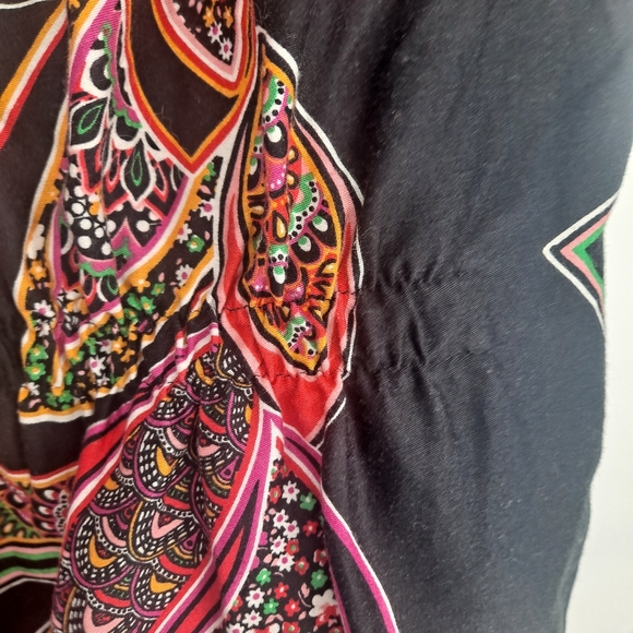 Stunning 100% Cotton Top from Koi by Kathy Peterson - Picture 12 of 12